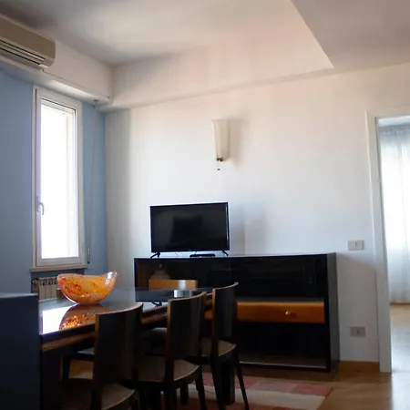 בית נופש A Casa Di Sara 3 *